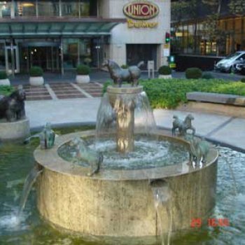 Grand Hotel Union fountain