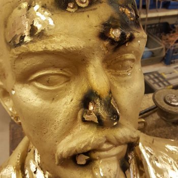 Bronze bust of Levstik repair