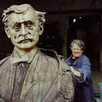 bronze sculpture of azbe